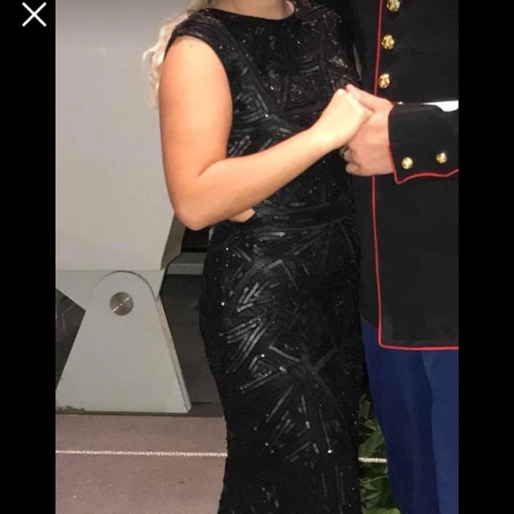 Black sequence formal gown! - Picture 2 of 3